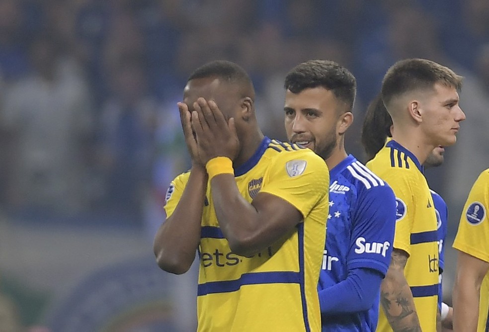 Cruzeiro x Boca: VAR explica expulsão de jogador do time argentino aos 19 segundos de jogo | cruzeiro | ge