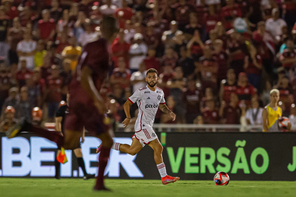 Análise: evolução ainda é pequena, e time B do Flamengo corre risco de se complicar no Carioca | flamengo | ge