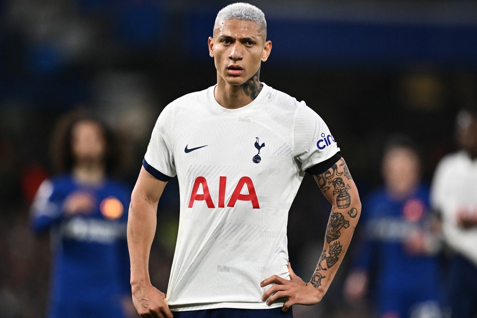 Em reunião, Tottenham comunica ao Fluminense o desejo de manter Richarlison | fluminense | ge