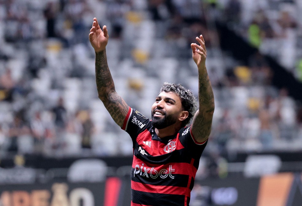 Me dê motivos para ir embora: entenda por que Gabigol deixa o Flamengo irritado com a diretoria | flamengo | ge