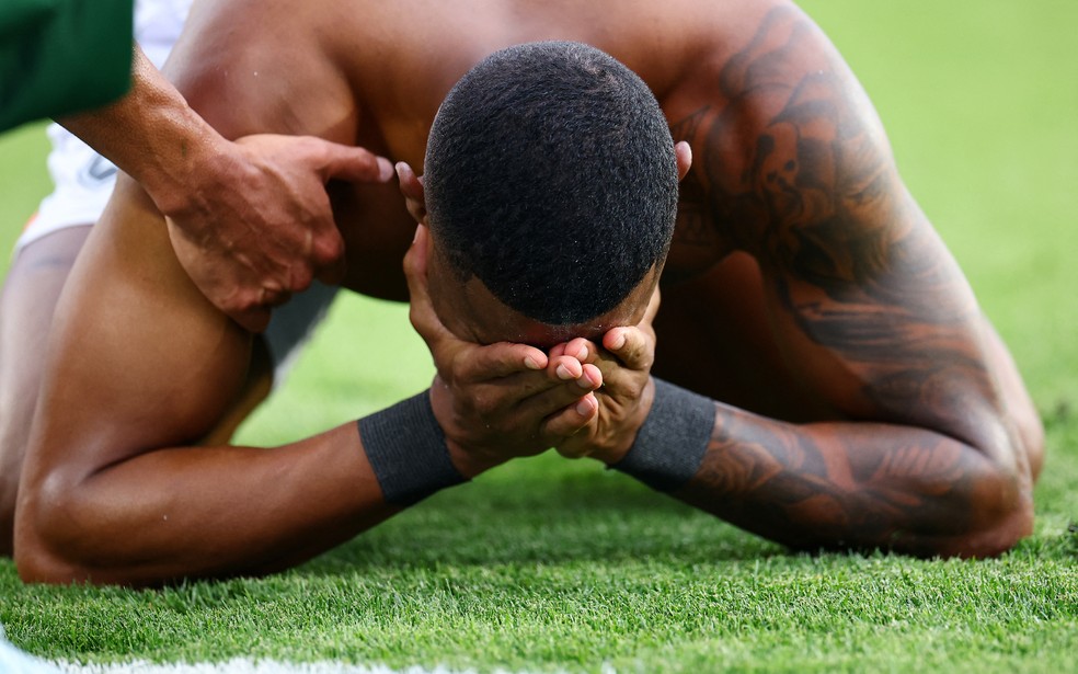 Autor do gol do título do Botafogo, Júnior Santos se emociona ao falar do pai: "Onde estiver, está me vendo" | botafogo | ge