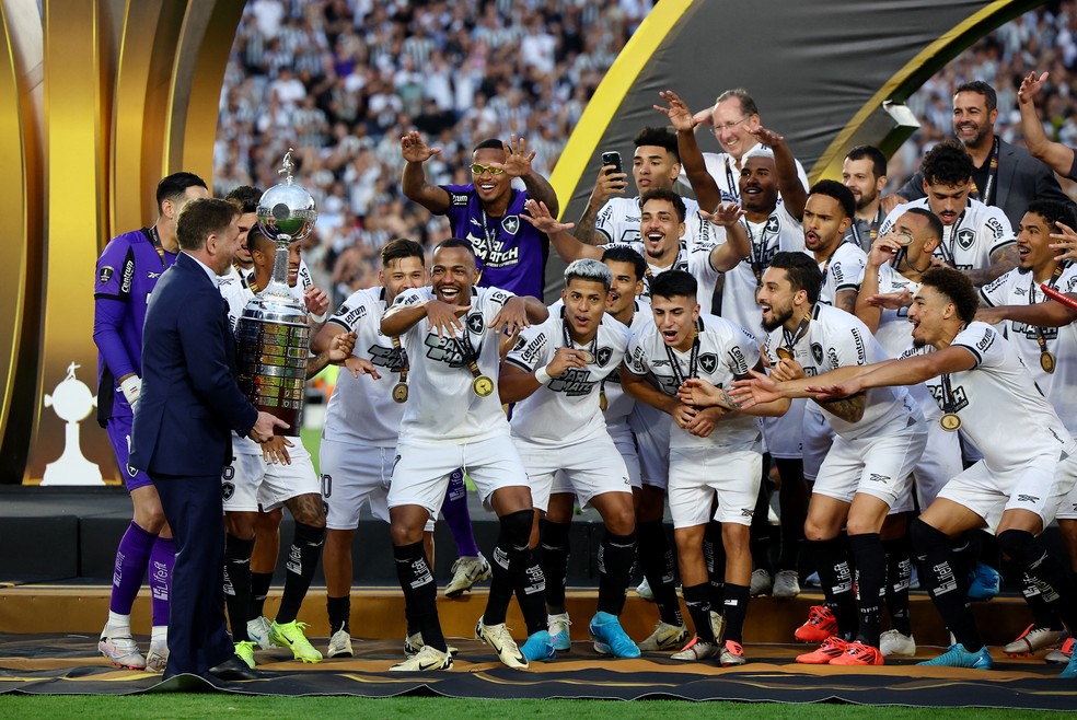 Botafogo paga premiação da Libertadores para os jogadores | botafogo | ge