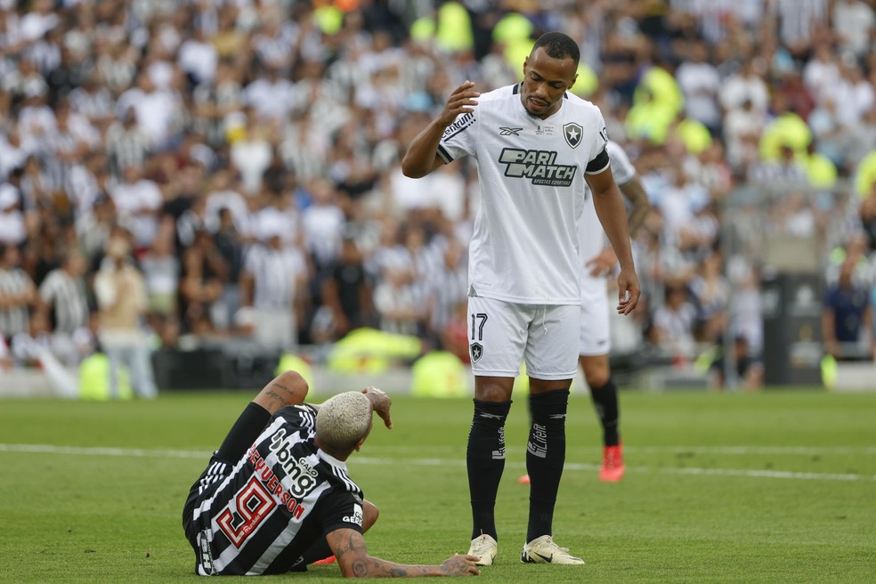 Atlético-MG alega dois pênaltis não marcados em final e vai à Conmebol por punição de árbitros | atlético-mg | ge