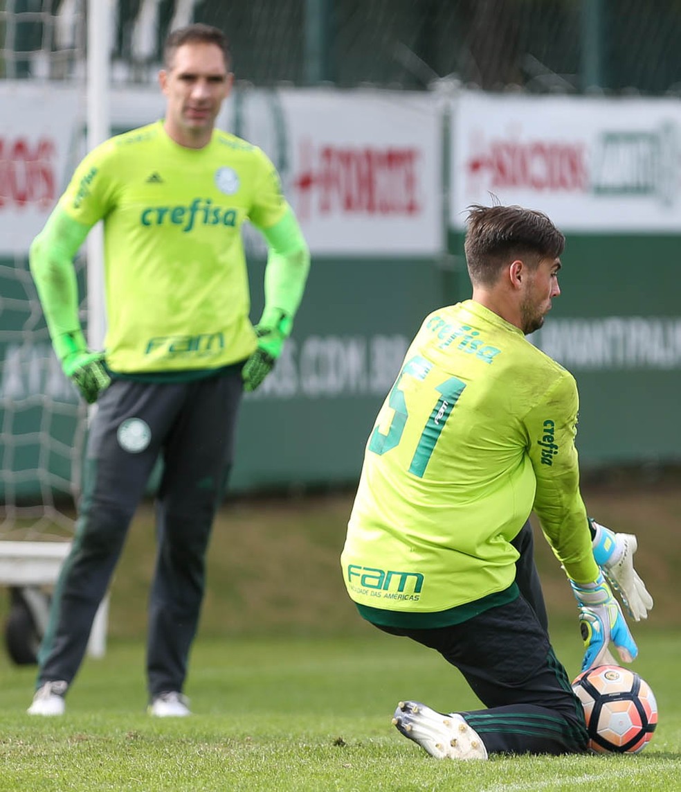 Convocado por Tite e campeão com Mourinho: conheça Fuzato, goleiro que está perto do Vasco | vasco | ge