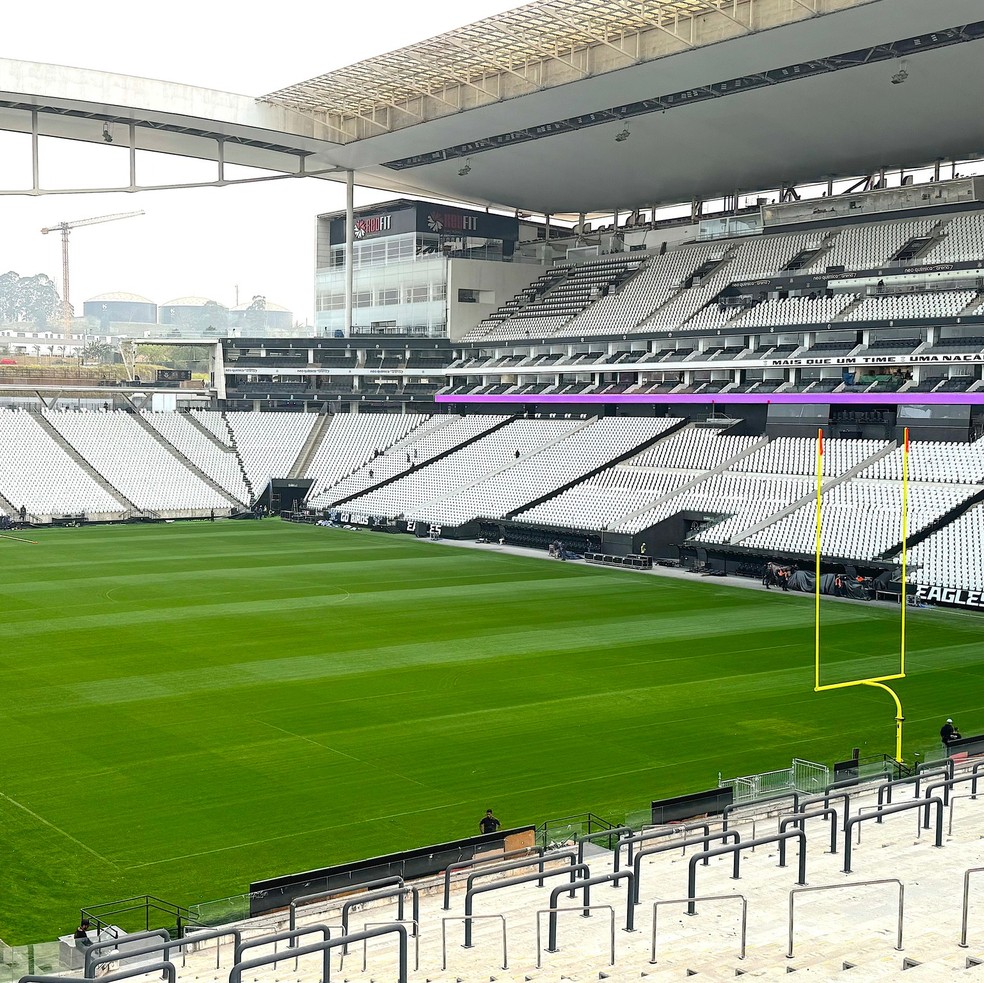 Estádio do Corinthians passa por ajustes para receber jogo da NFL; fotos | corinthians | ge