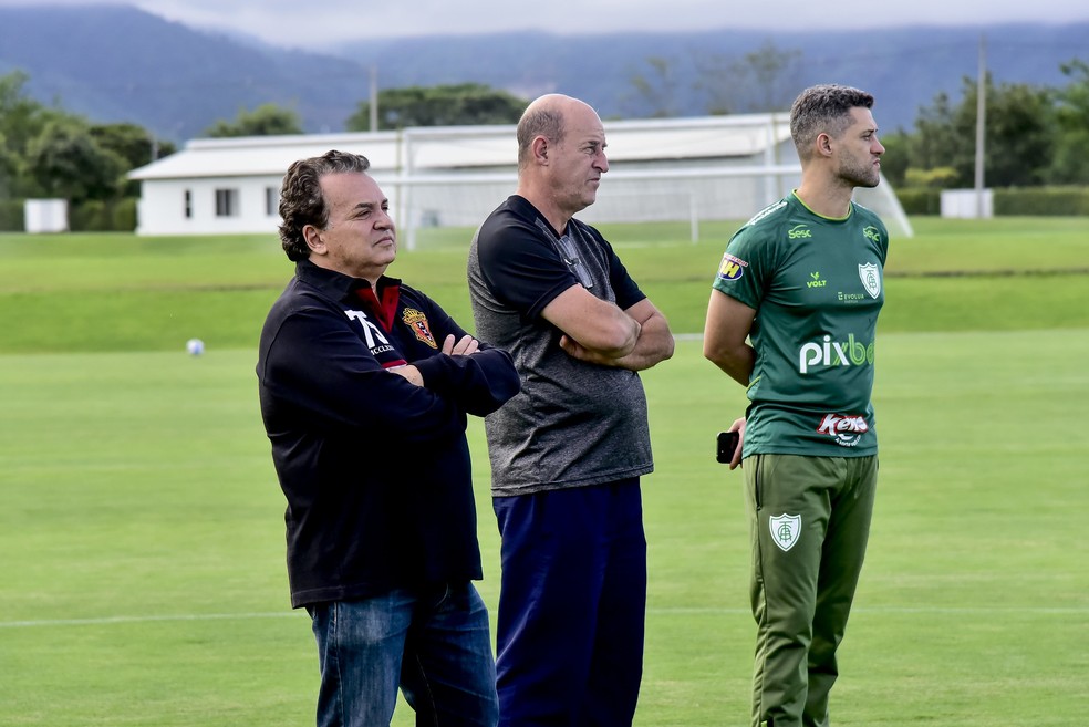 América-MG consegue efeito suspensivo para dirigentes no STJD | américa-mg | ge