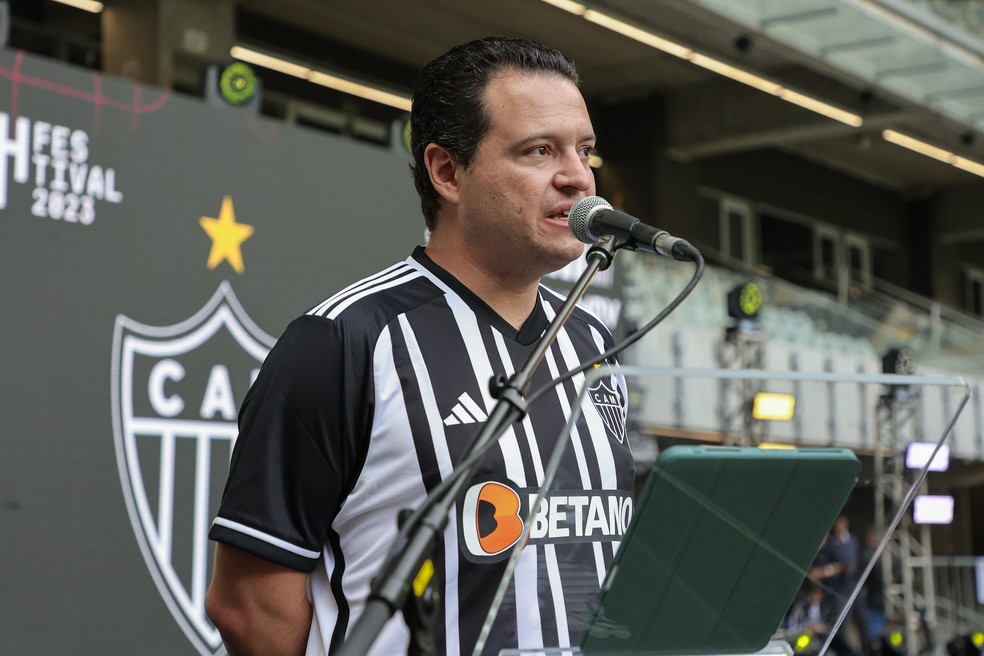 Investidor do Atlético-MG, Rafael Menin revela dívida atual e prevê orçamento "duro" em 2025 | atlético-mg | ge