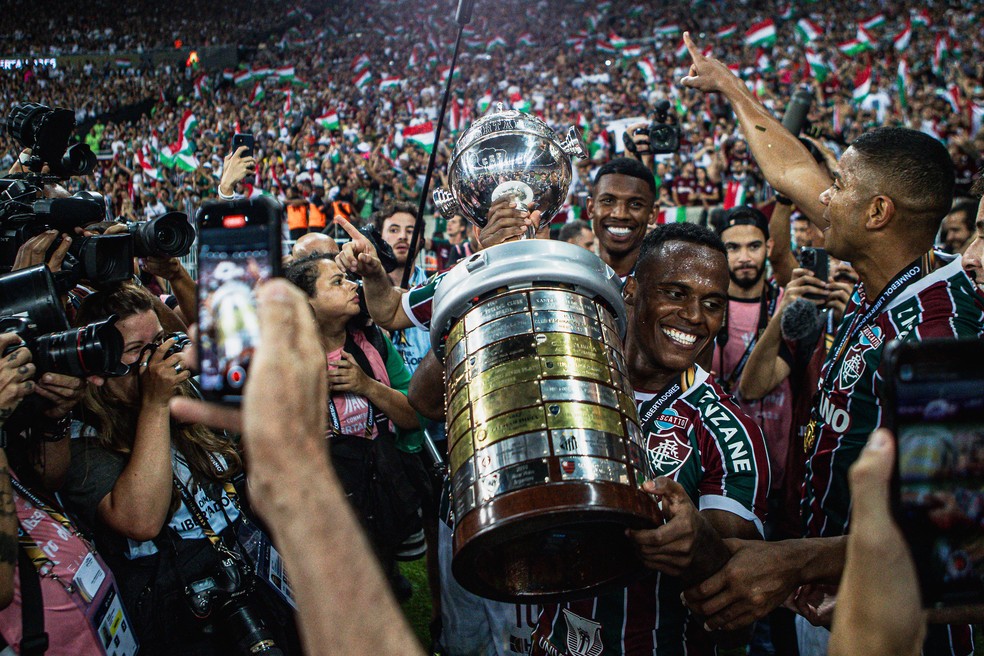 Fluminense termina 2024 com R$ 118 milhões a menos em premiações do que em 2023 | fluminense | ge