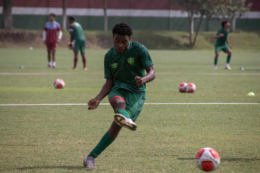 Joia colombiana, filho de Felipe Melo... Veja nomes do Fluminense para observar no Carioca | fluminense | ge