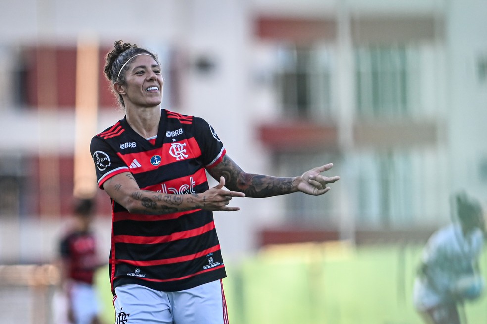 Flamengo anuncia renovação de Cristiane até 2026 | flamengo | ge