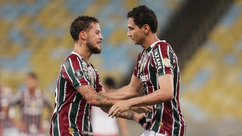 Escalação do Fluminense: Mano pode mudar lateral-esquerda e meio-campo para enfrentar o Grêmio | fluminense | ge