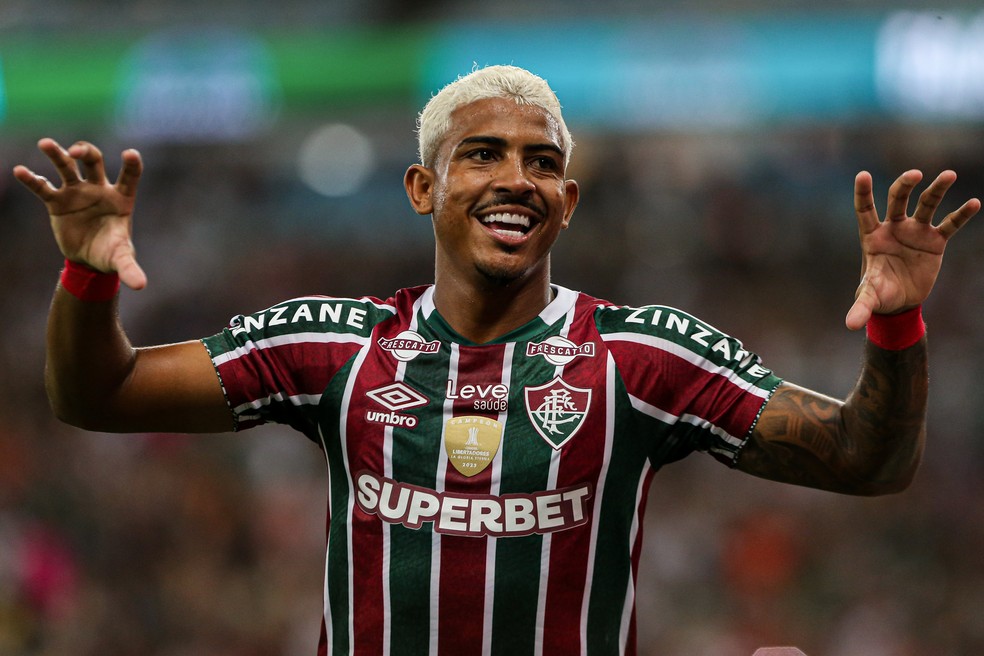 Após Copa Intercontinental, John Kennedy aguarda Pachuca por desfecho em negociação com Fluminense | fluminense | ge