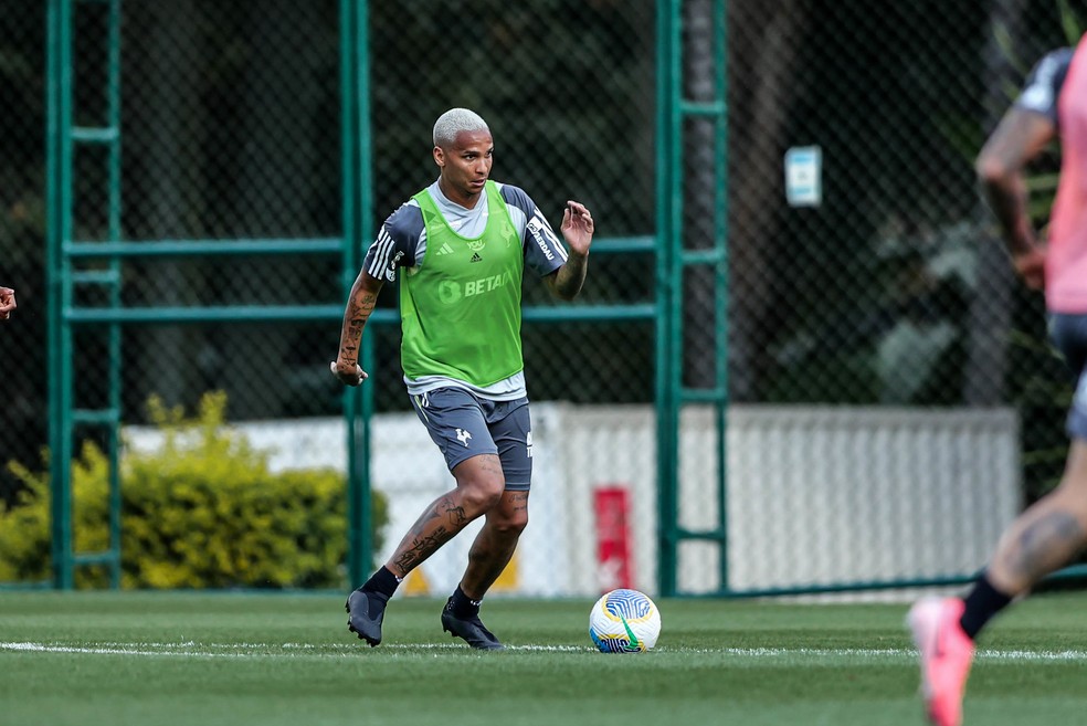 Escalação do Atlético-MG: Otávio é desfalque, e Milito deve poupar titulares contra o Bahia | atlético-mg | ge