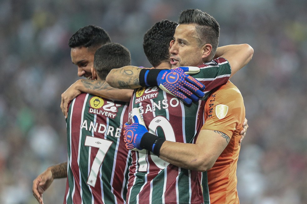 Dupla Fábio e Mano amplia histórico vitorioso em pênaltis e quebra tabu com Fluminense | fluminense | ge