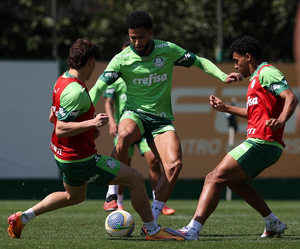 Escalação do Palmeiras: Abel Ferreira prepara mudanças na defesa contra o Athletico-PR | palmeiras | ge