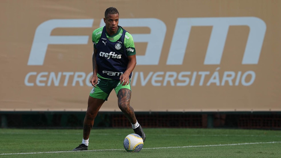 Caio Paulista é absolvido no STJD e reforça Palmeiras no Brasileiro | palmeiras | ge