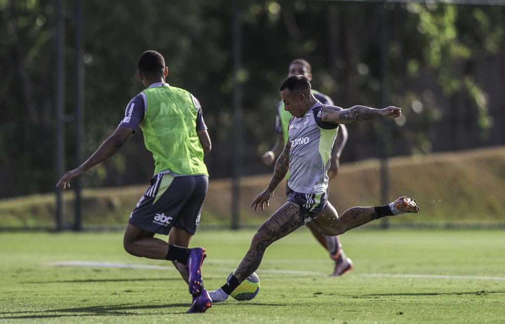 Com retorno dos convocados, Atlético-MG inicia a preparação para enfrentar o Vasco | atlético-mg | ge