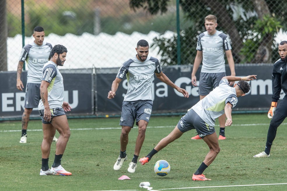 Escalação do Atlético-MG: Milito fecha preparação e utilizará time reserva contra o Inter | atlético-mg | ge