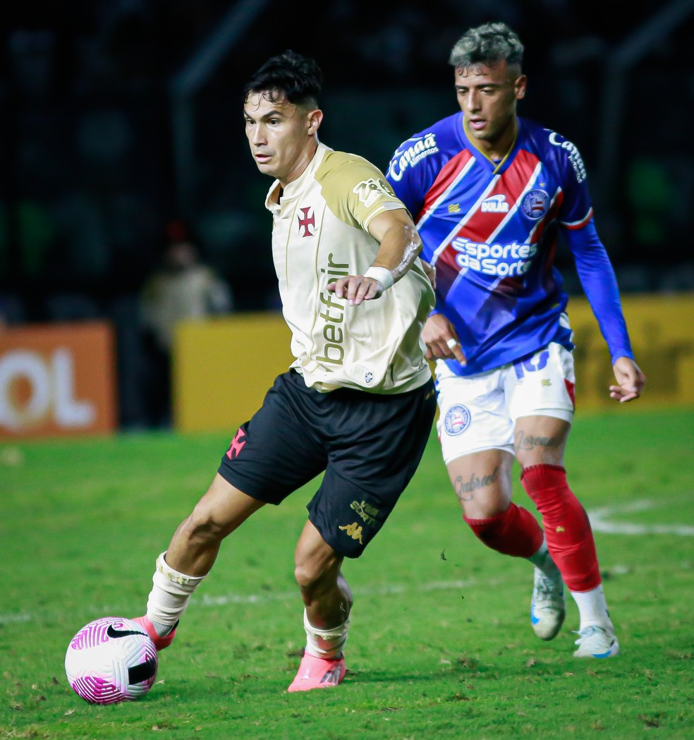 É a vez de Galdames: Rafael Paiva resgata jogadores em baixa no Vasco | vasco | ge