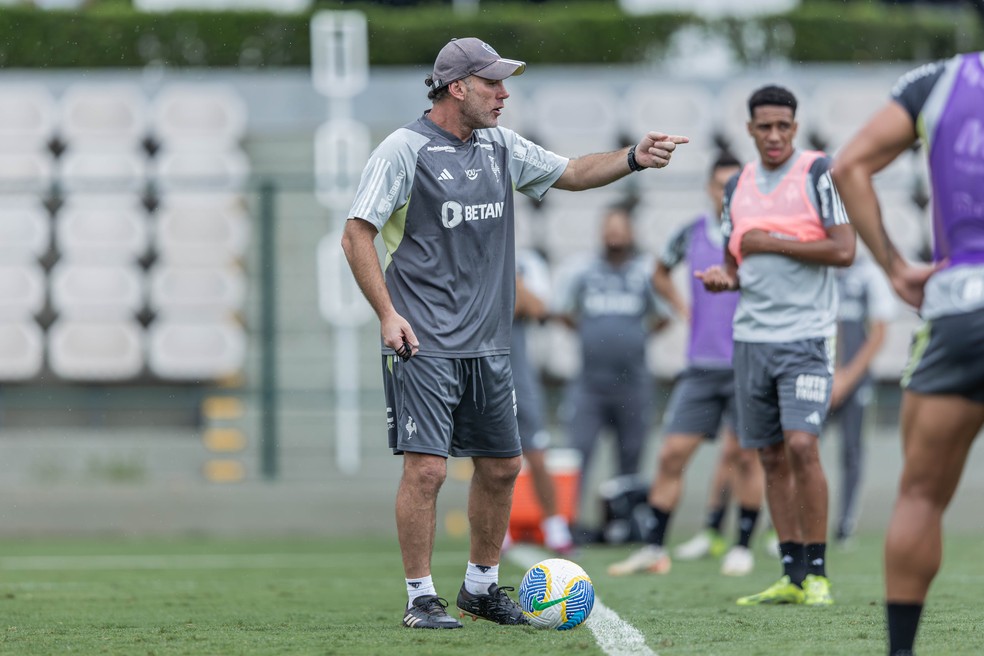 Escalação do Atlético-MG: com ausência de titulares, Milito fecha preparação para enfrentar São Paulo | atlético-mg | ge