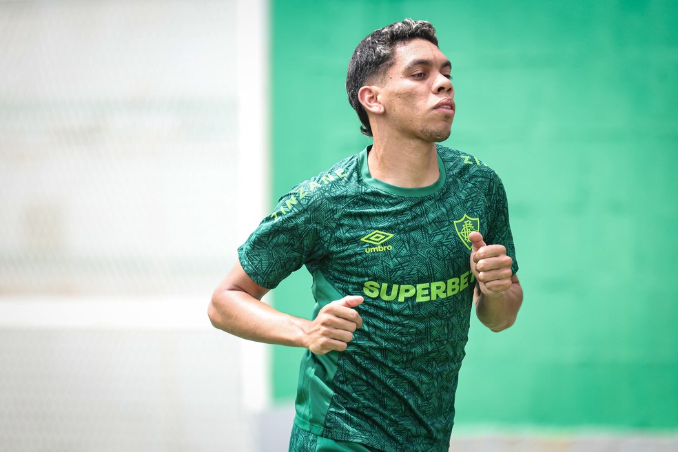 Com Paulo Baya e sem Lavega, Fluminense tem primeiro dia integral de treinos na pré-temporada | fluminense | ge