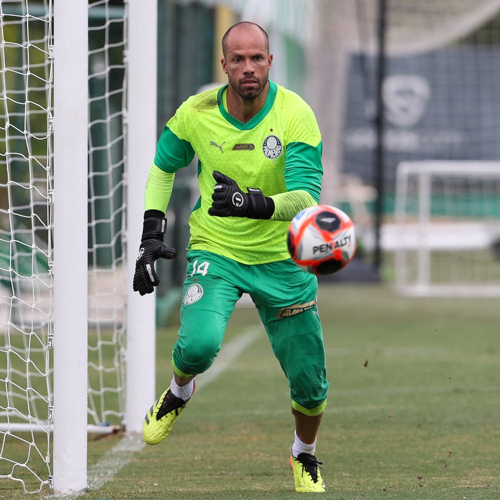 Palmeiras anuncia renovação do contrato de Marcelo Lomba | palmeiras | ge