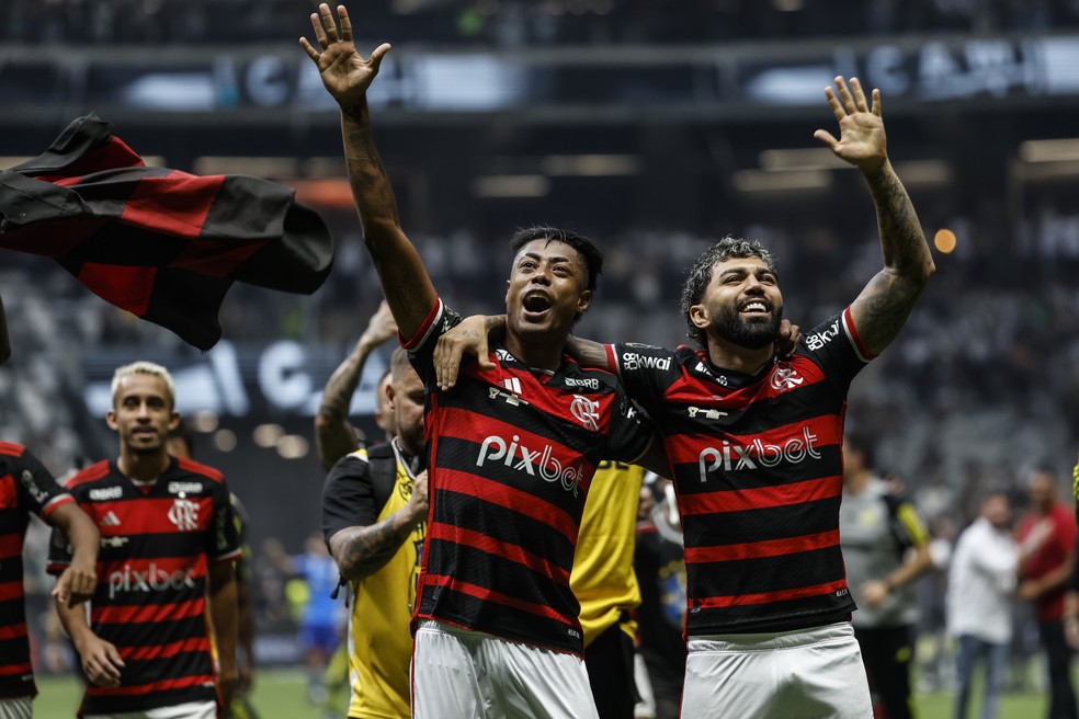 Suspenso pelo Pleno, Bruno Henrique ainda tem chance de jogar em Flamengo x Vitória; entenda | flamengo | ge