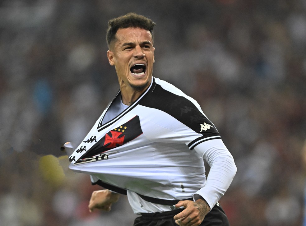 Coutinho completa 50 jogos pelo Vasco e disputa titularidade com Payet contra o Cruzeiro | vasco | ge