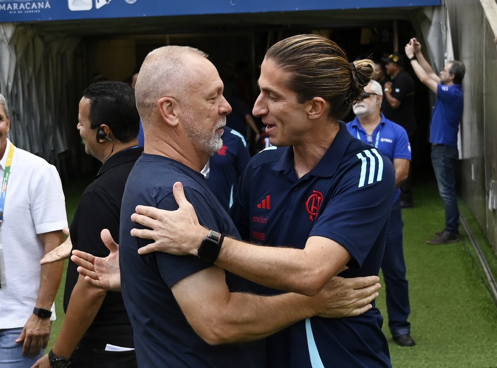 Bastidores: Serna recuperou parte mental após lesão e se tornou "o jogador mais feliz" do Fluminense | fluminense | ge