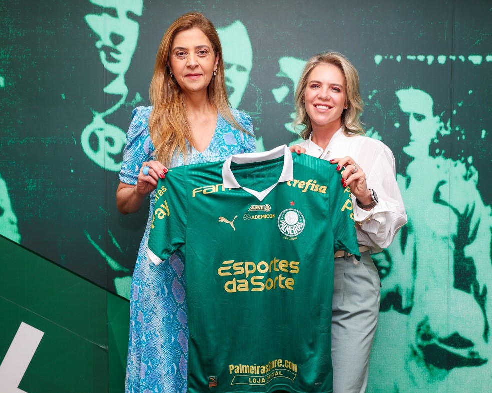 Palmeiras fecha acordo de patrocínio para camisa do feminino e lança linha de consórcio do clube | palmeiras | ge