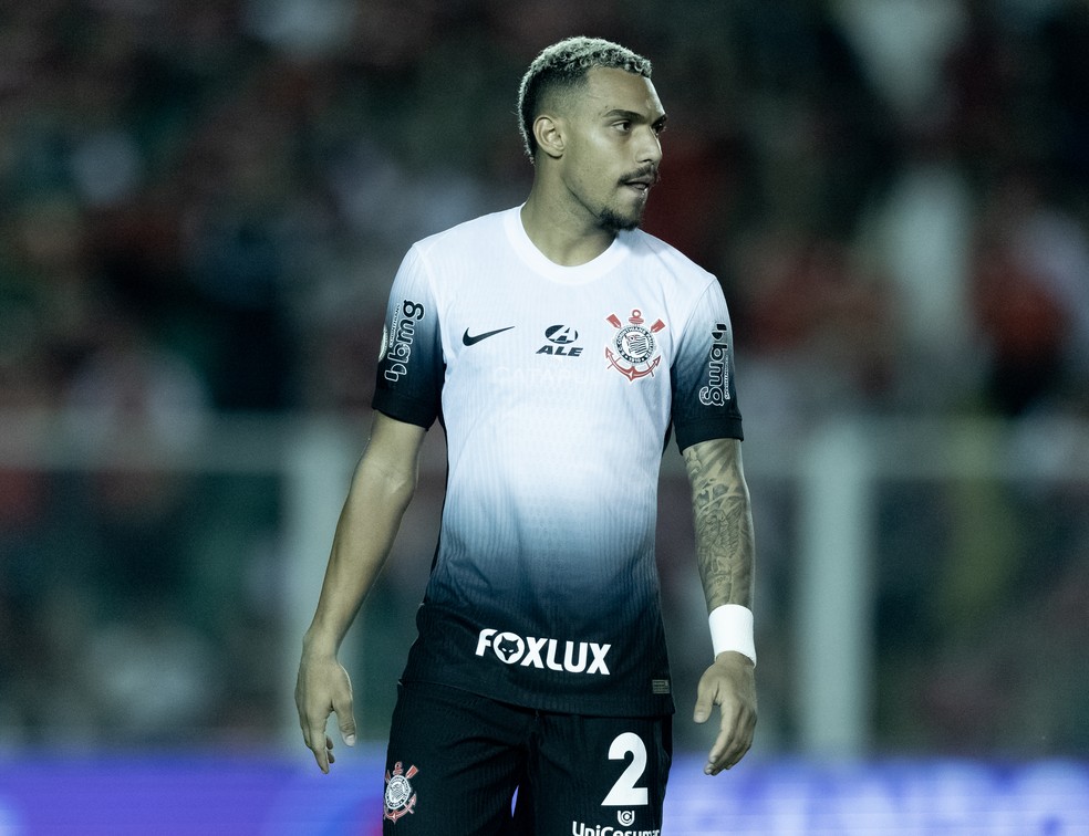 Flamengo aciona garantia, e atraso por Matheuzinho traz prejuízo ao Corinthians | flamengo | ge