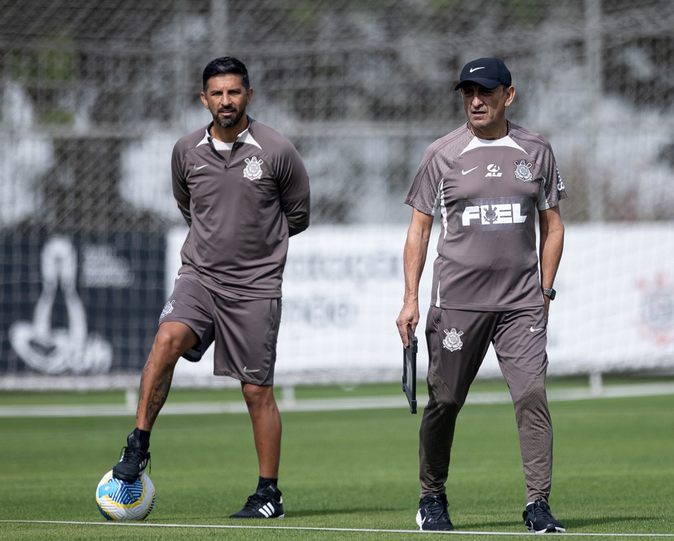 Quem joga? Ramón mantém rotatividade e deve ter 12ª escalação diferente no Corinthians | corinthians | ge