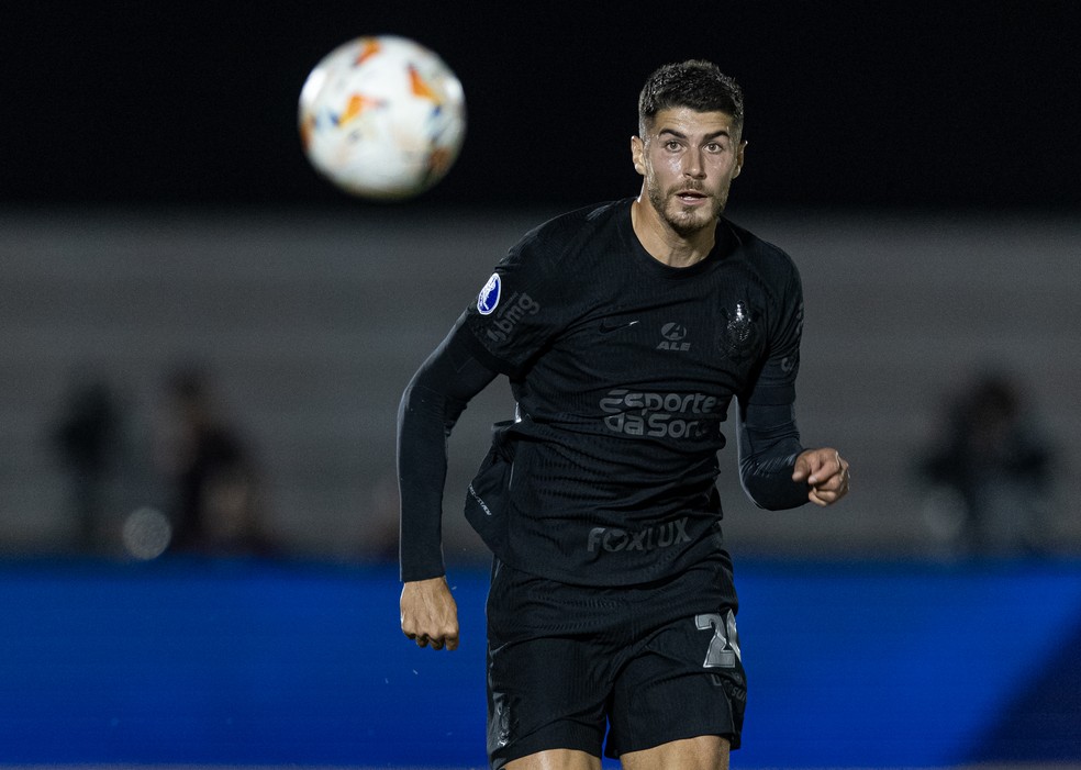 Pedro Raul diz que pode ser titular do Corinthians: "Críticas se calam com trabalho" | corinthians | ge