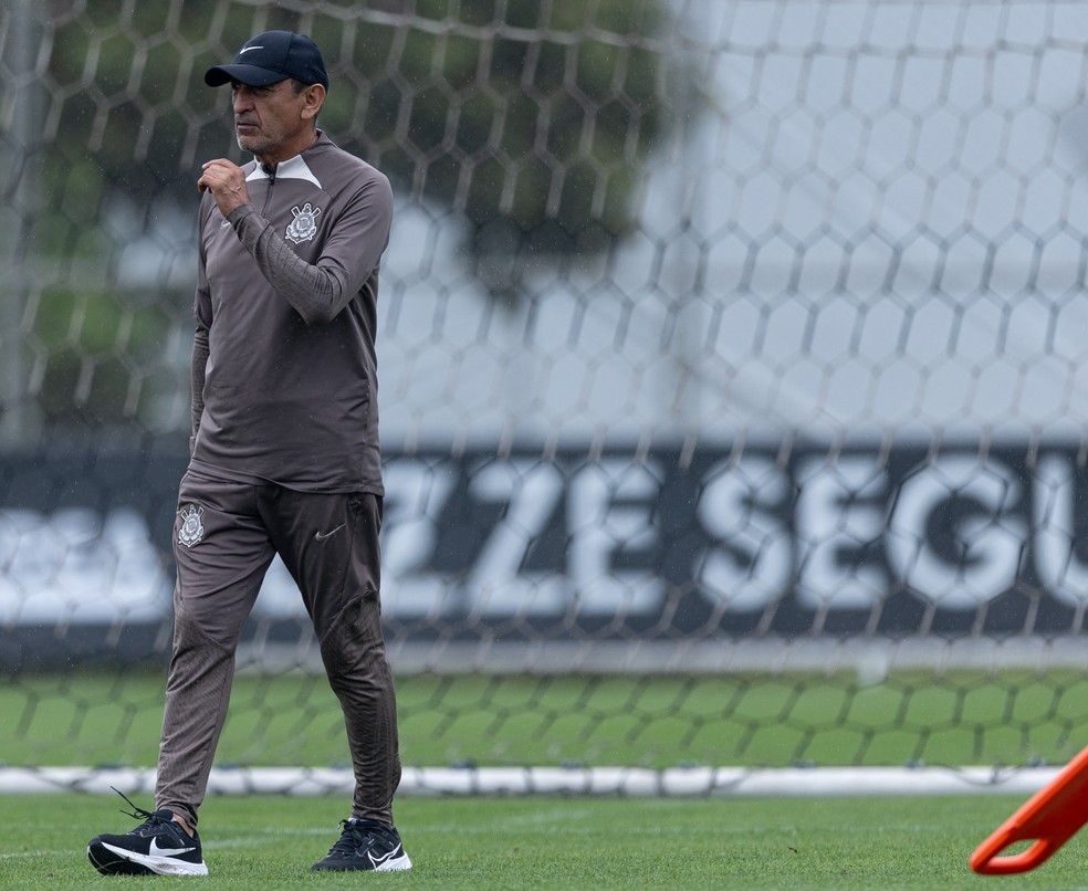 Escalação: Corinthians terá mudanças e novo esquema tático para enfrentar o Vitória | corinthians | ge