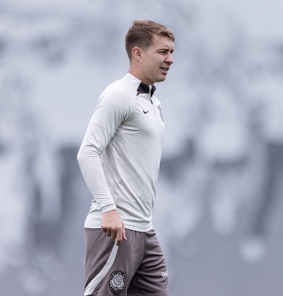 Ramón Díaz comanda primeiro treino tático no Corinthians durante Data Fifa | corinthians | ge