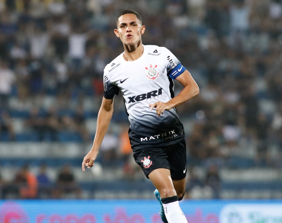 Capitão do Corinthians na Copinha, Bahia aposta em analista "personal" e sonha com promoção | corinthians | ge