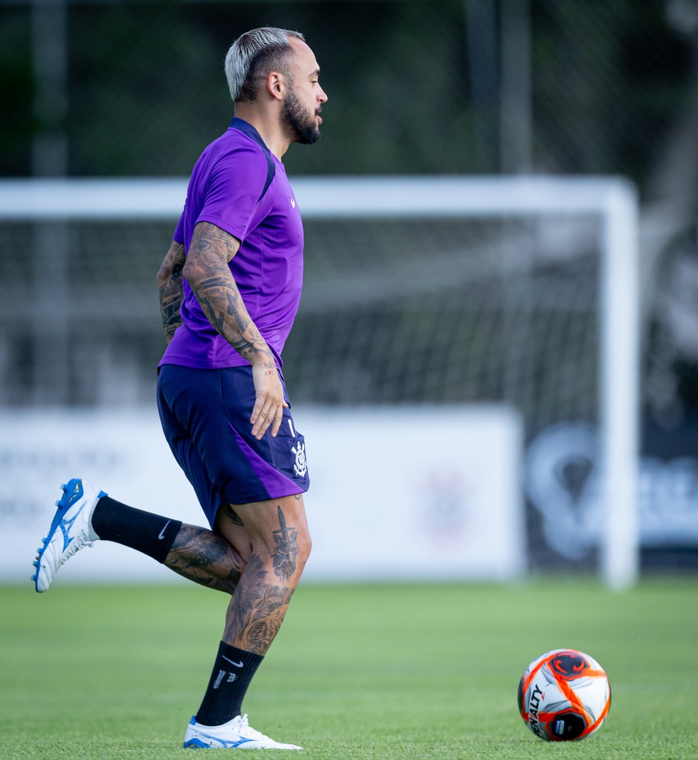 Reforços caseiros: Corinthians prepara voltas de Rodrigo Garro e Maycon e espera retorno de Bidon | corinthians | ge