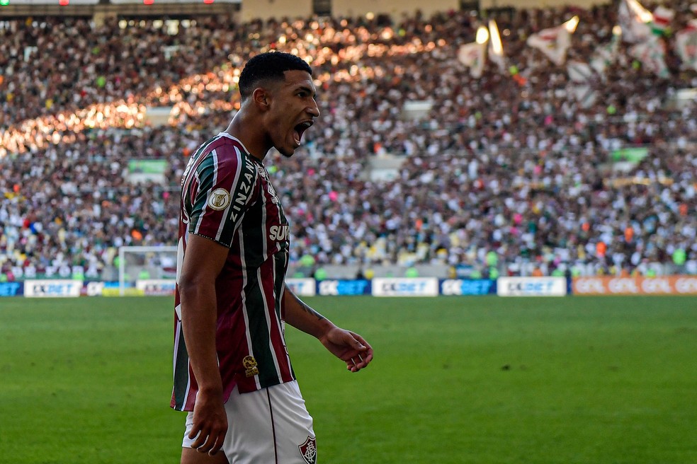 Ídolos do videogame, sonho no Fluminense e avô pé quente: o que explica a fase de Kauã Elias | fluminense | ge