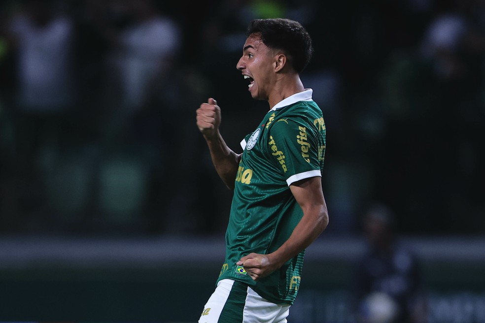 Como Jude Bellingham e Alcaraz inspiram imagem de zagueiro de 30 milhões de euros do Palmeiras | palmeiras | ge