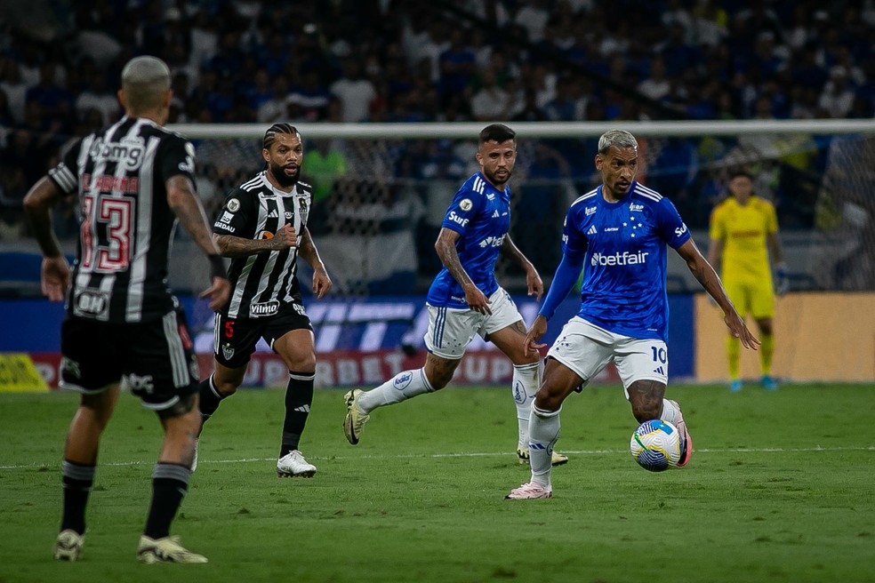 Atuações do Cruzeiro: Cássio faz boas defesas, Kaio Jorge vai mal, e Matheus Pereira não brilha; notas | cruzeiro | ge