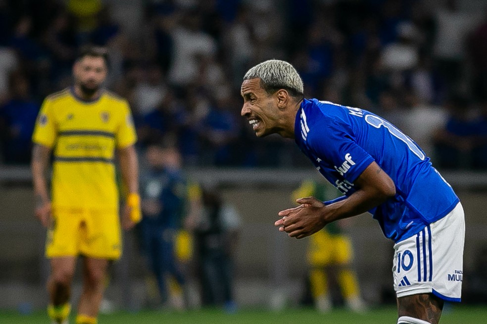 Destaque do Cruzeiro, Matheus Pereira corre risco de perder eventual final da Sul-Americana | cruzeiro | ge