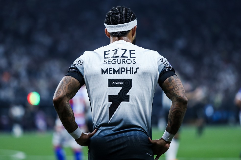 Memphis Depay ganha elogios por dedicação em treinos no Corinthians: "Tem muita gana" | corinthians | ge