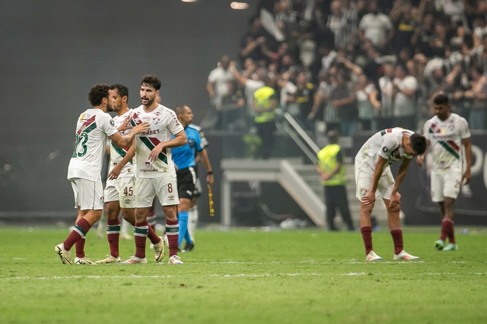 Do ápice continental para o ano de frustrações: veja jogo de sete erros do Fluminense de 2024 | fluminense | ge