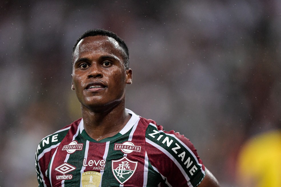 Mário diz que Zenit aceitou mandar Claudinho ao Fluminense para ter Arias, mas colombiano recusou Rússia | fluminense | ge