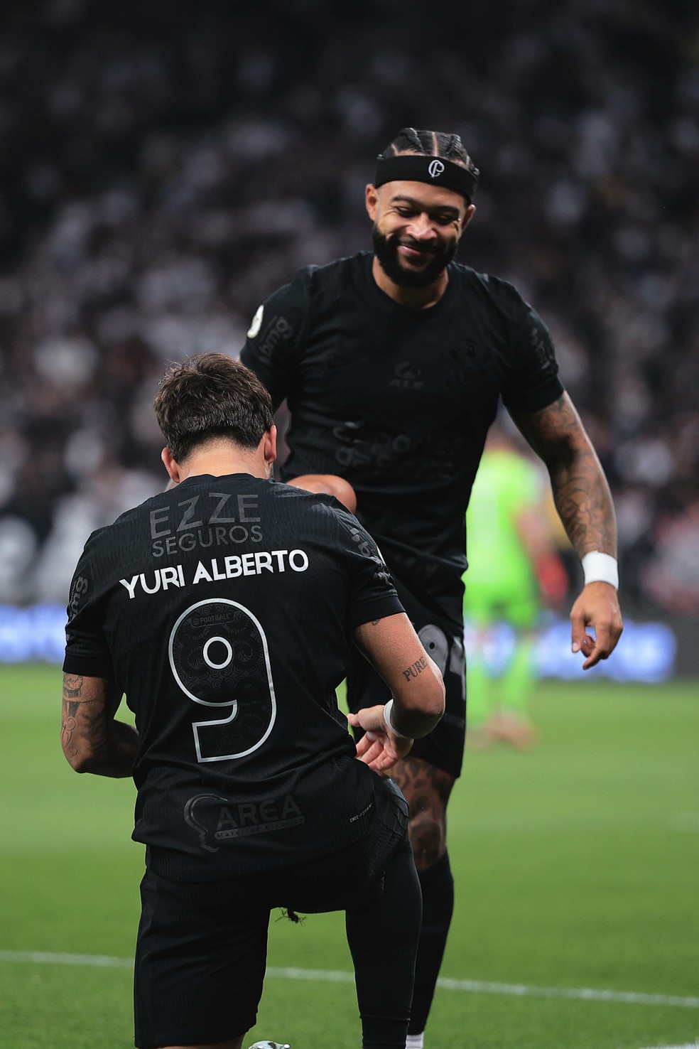 Efeito "all black": Corinthians tem desempenho de líder usando segunda camisa; veja números | corinthians | ge