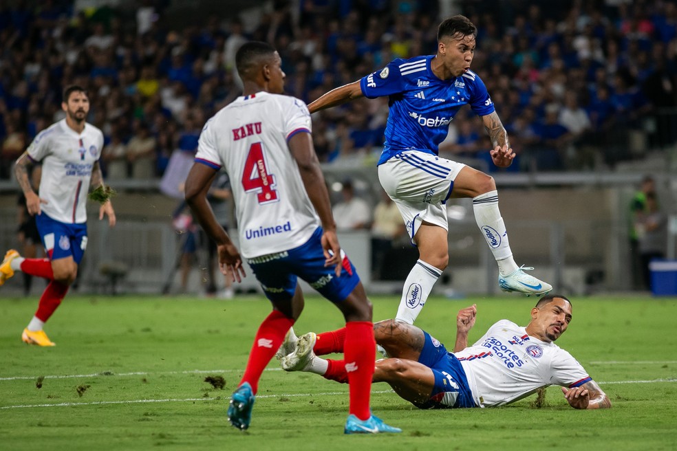 Cruzeiro vai à CBF para reclamar de gol anulado contra o Bahia; reveja lance | cruzeiro | ge