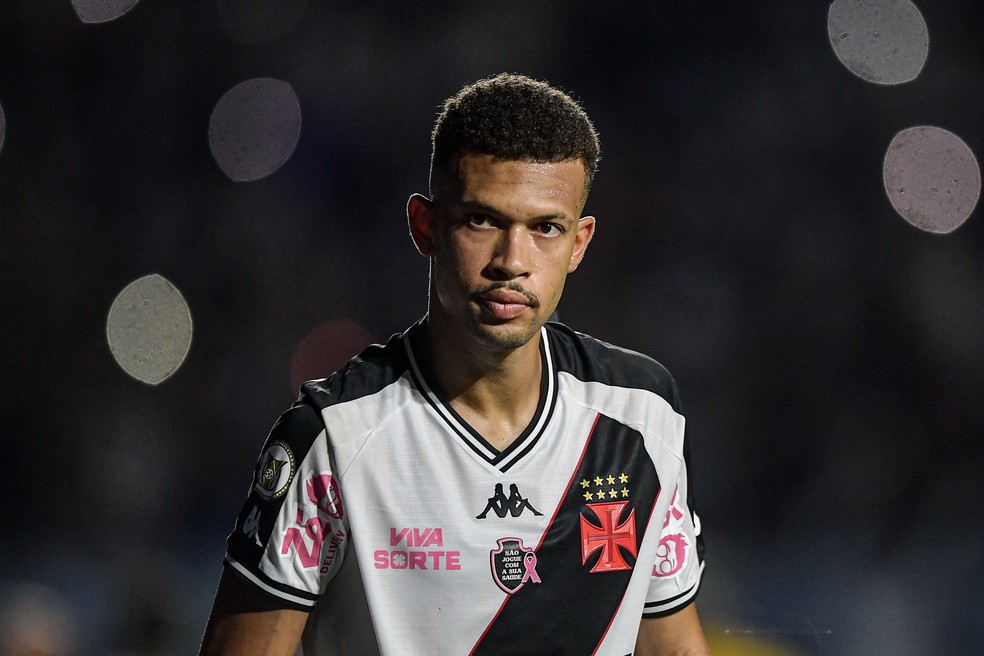 David foi o artilheiro e Galdames, o garçom: veja raio-x dos 16 reforços contratados pelo Vasco em 2024 | vasco | ge