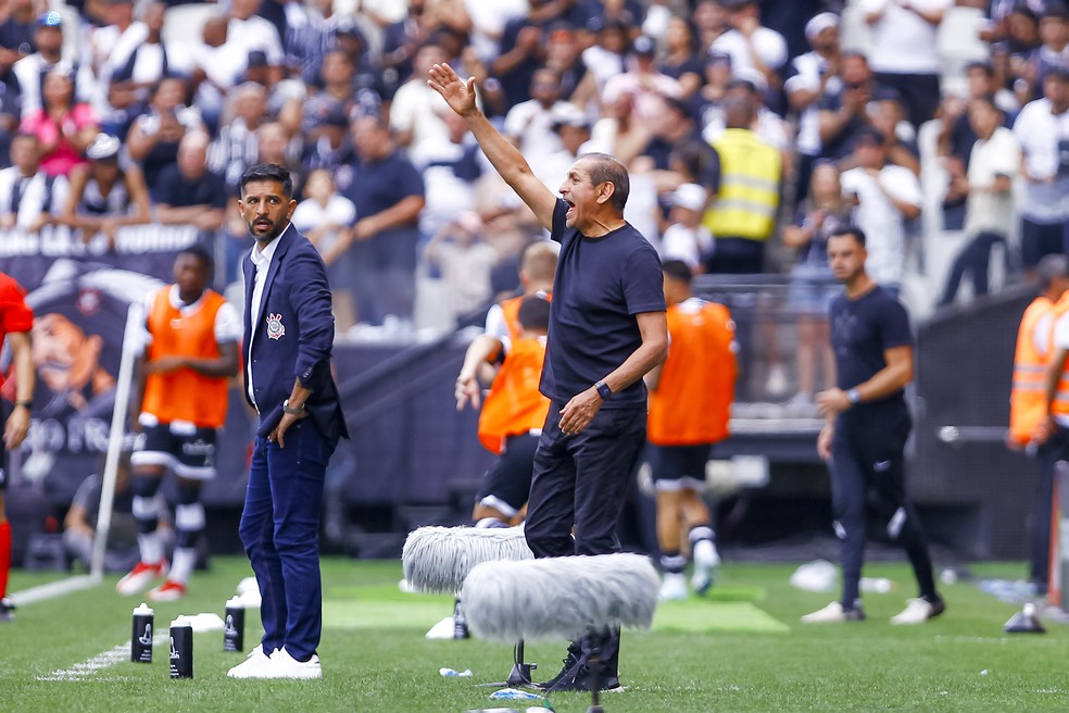 Ramón e Emiliano exaltam Memphis e falam em quatro finais pelo Corinthians: "Sonhar alto" | corinthians | ge