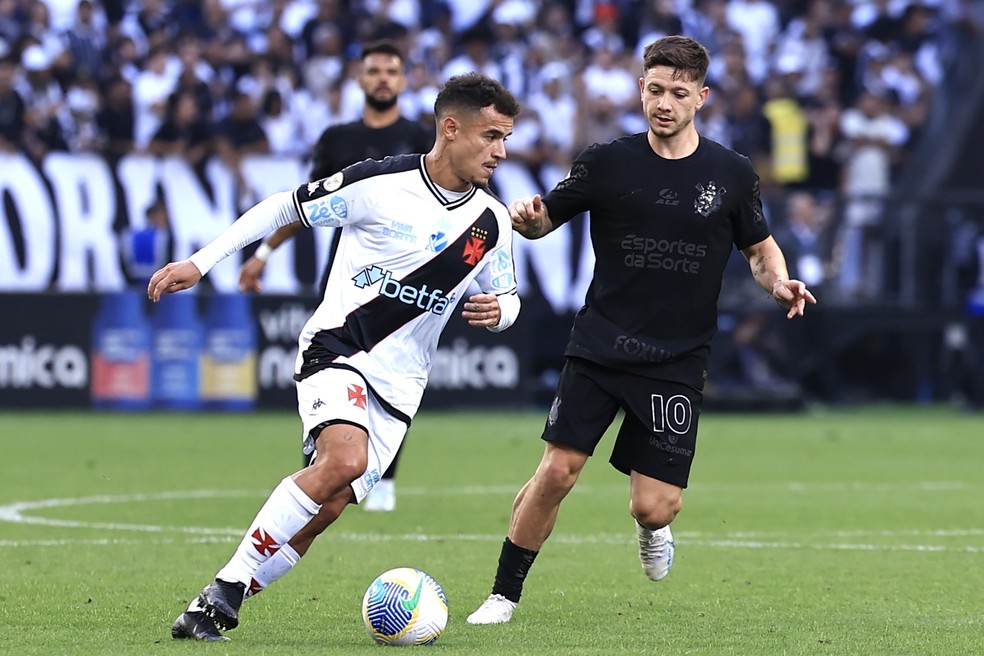 Coutinho desabafa após quarta derrota do Vasco: "Internamente, ninguém está satisfeito" | vasco | ge