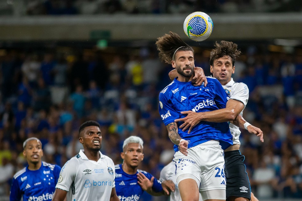 Análise: Cruzeiro faz jogo para vencer, mas tropeça de novo e amplia peso nas costas por Libertadores | cruzeiro | ge